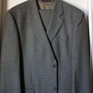 Paul Dione 2 Button Men’s Suit - Gray Stripe